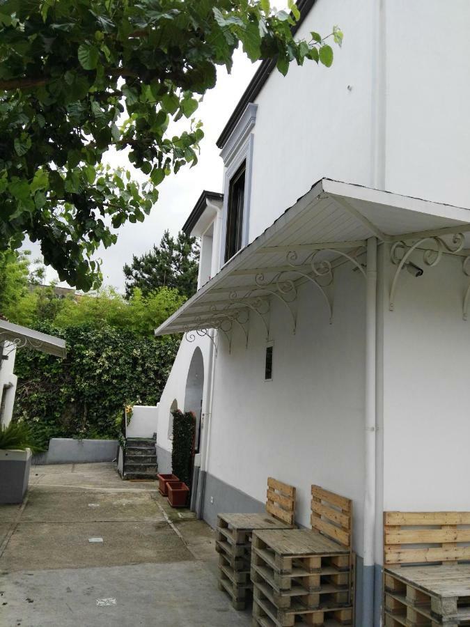 Villa Vittoria Mini Hotel 살레르노 외부 사진