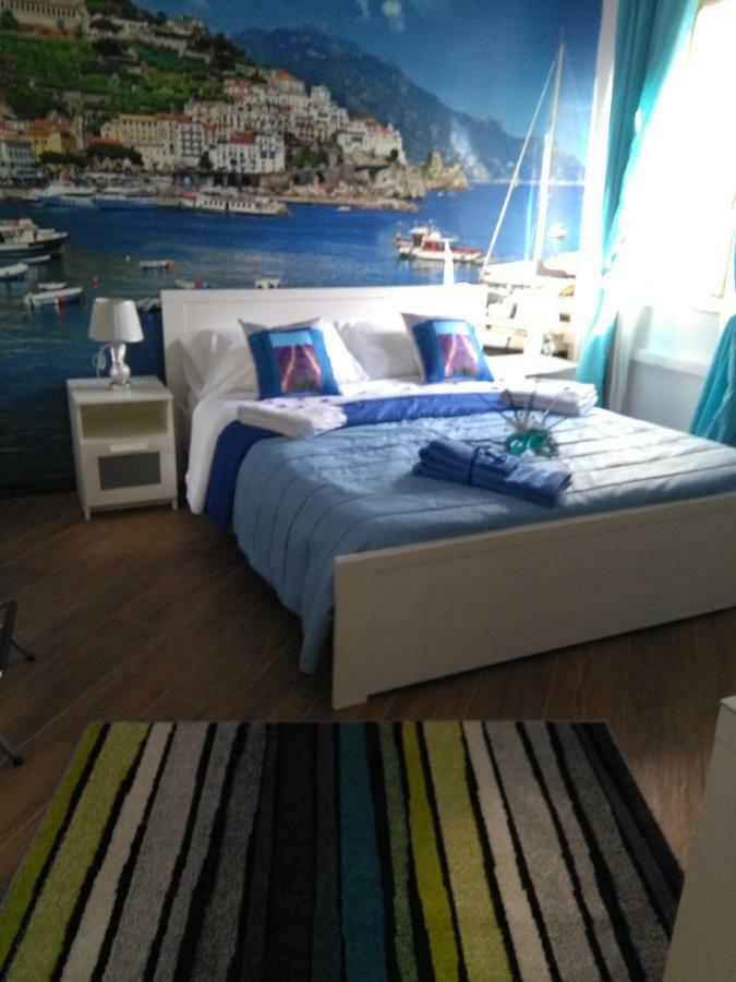 Villa Vittoria Mini Hotel 살레르노 외부 사진